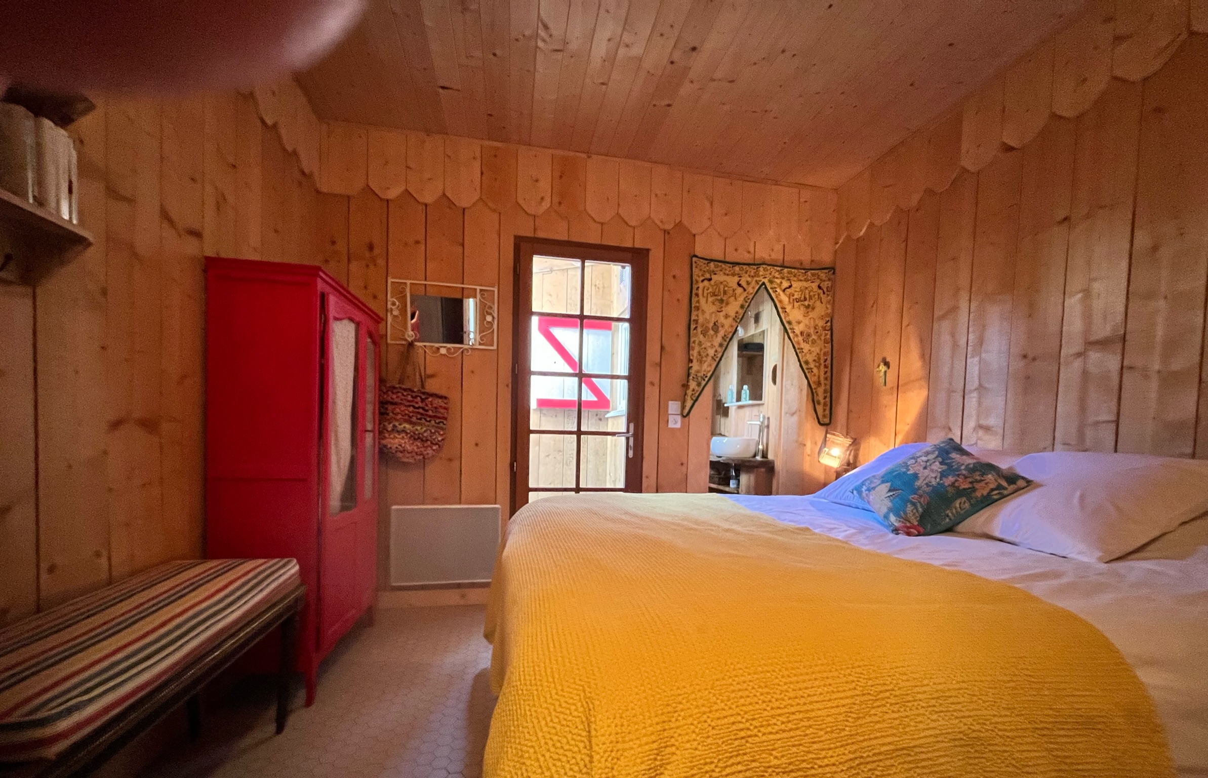 Chambre 1 Autre Angle